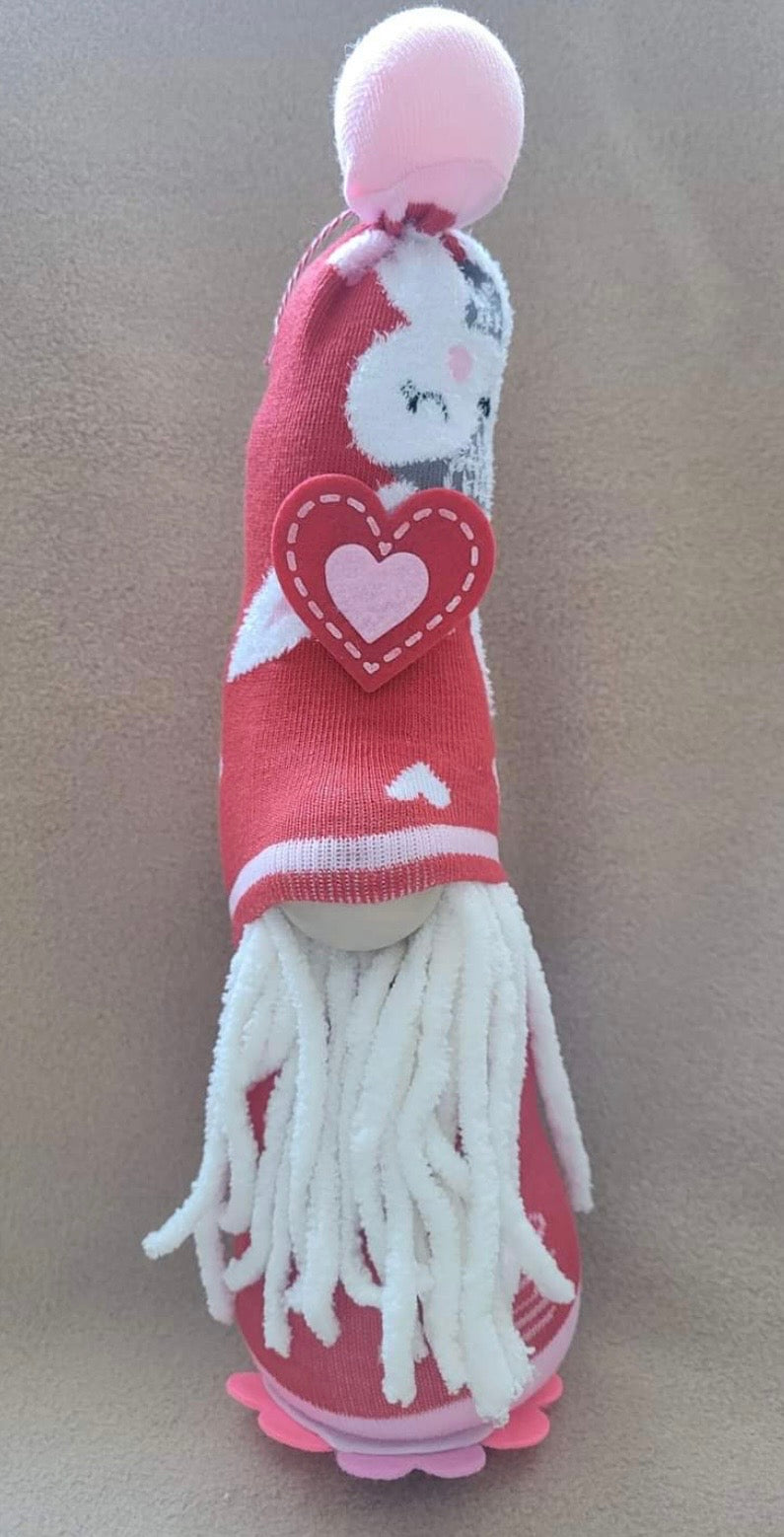 Valentine’s Day Gnome With Bunny