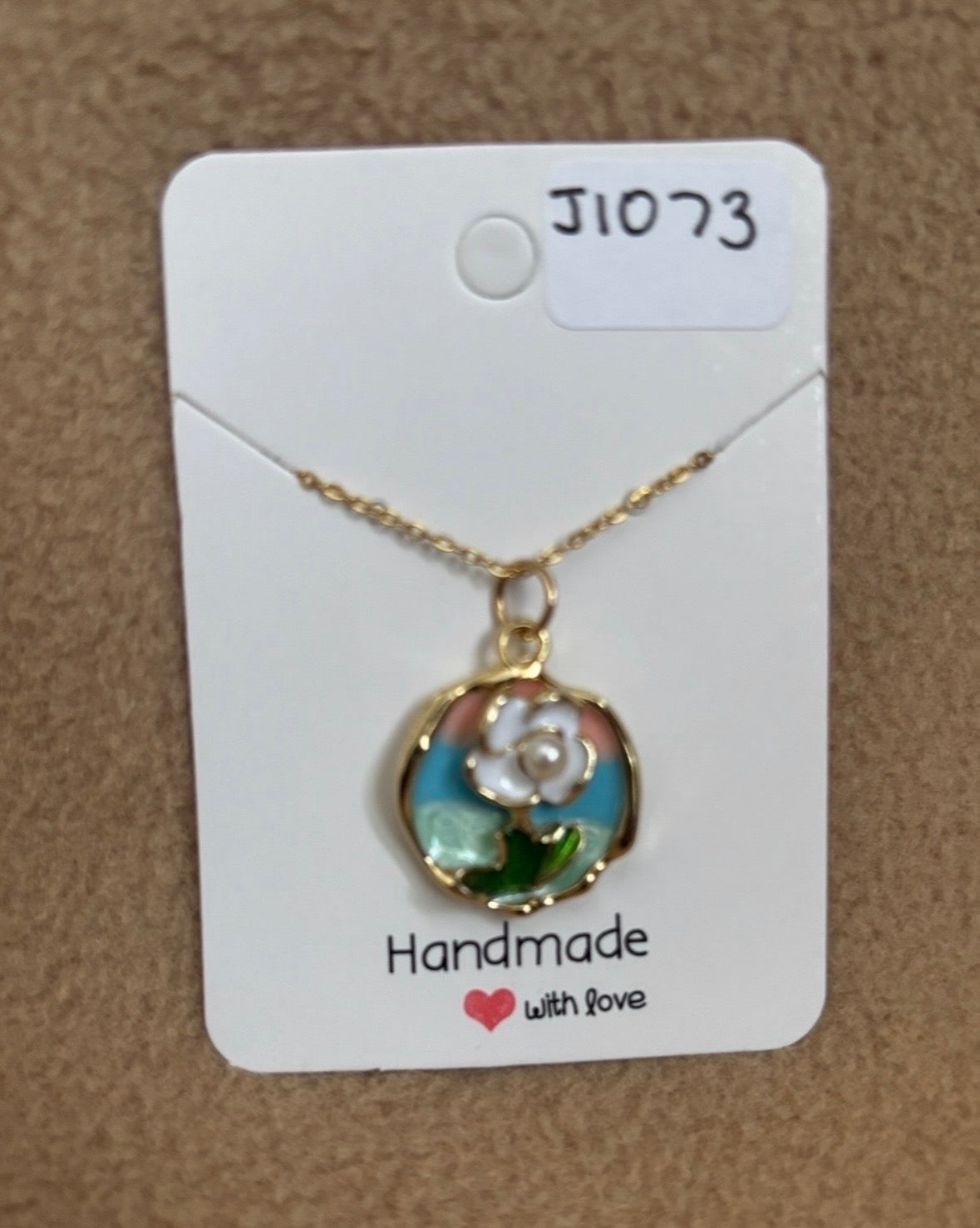 White Flower Necklace